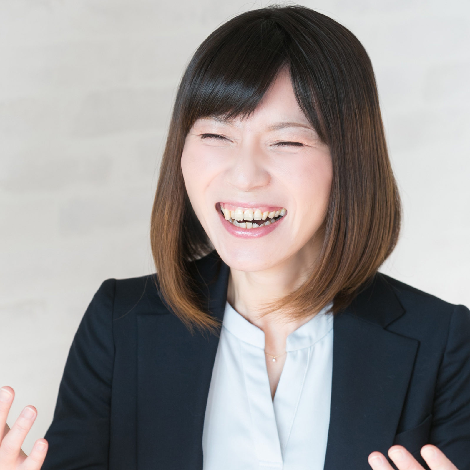 プロフィール